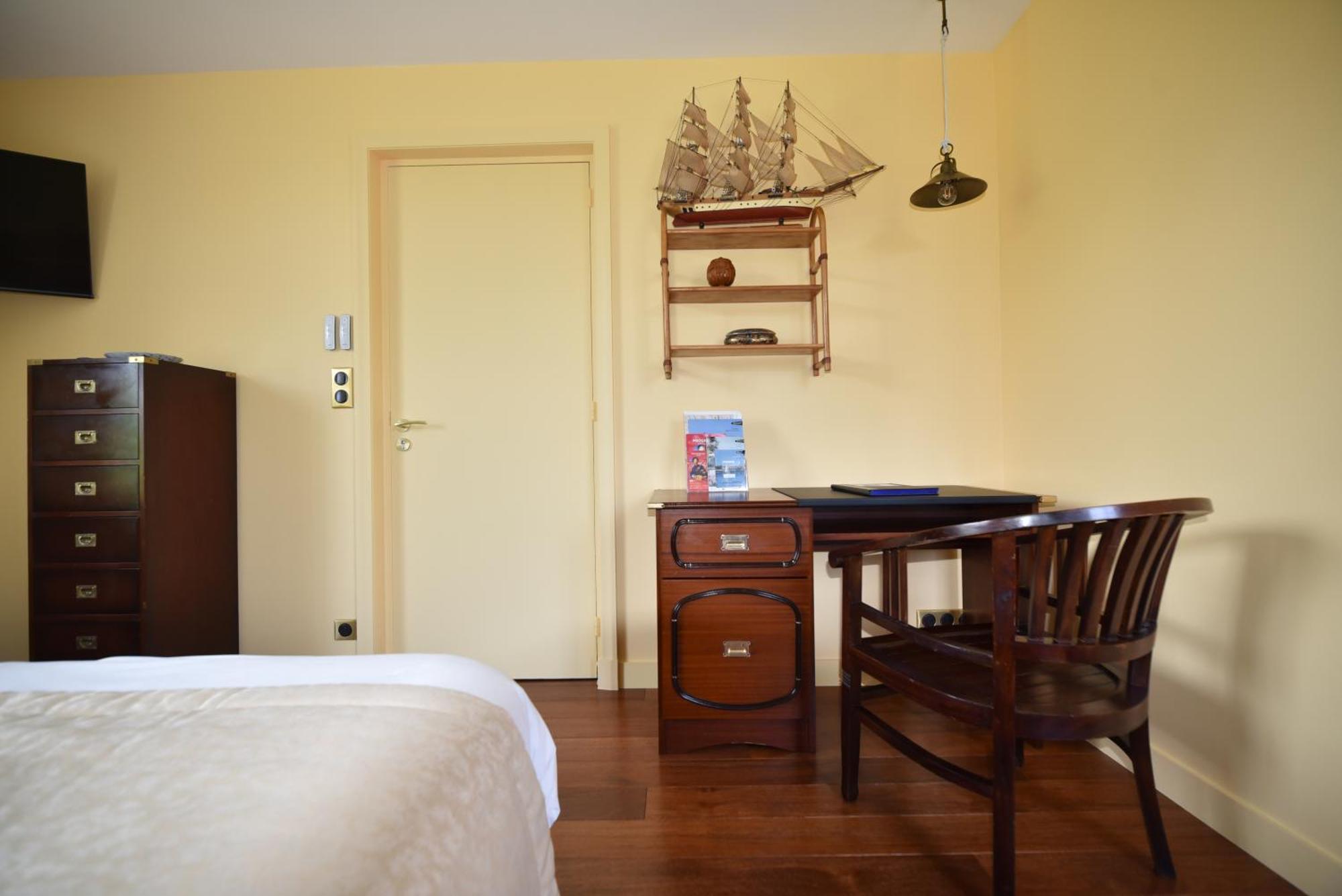 Manoir De Kerguestenen Gestel Kültér fotó